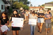 Envenenamento de c�es e gatos resulta em protesto em Ilhota