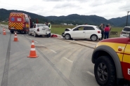 Acidente de tr�nsito deixa mulher ferida no Gaspar Mirim