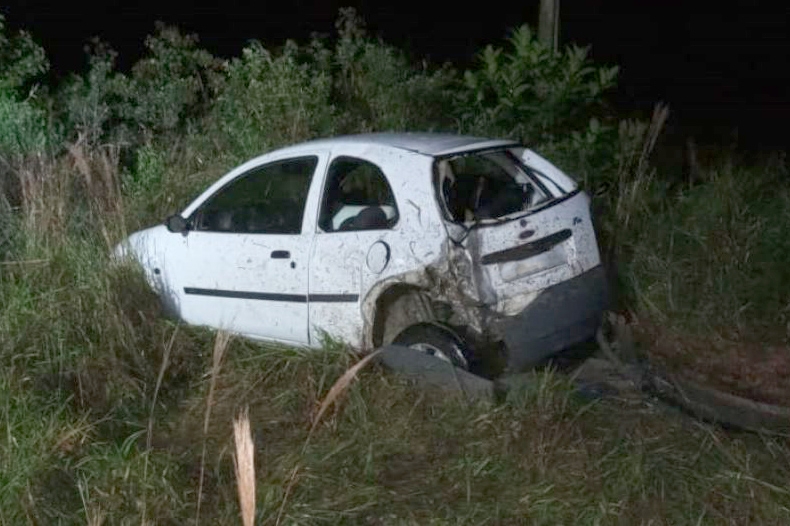 Acidente de tr�nsito deixa duas pessoas feridas na BR-470, em Ilhota