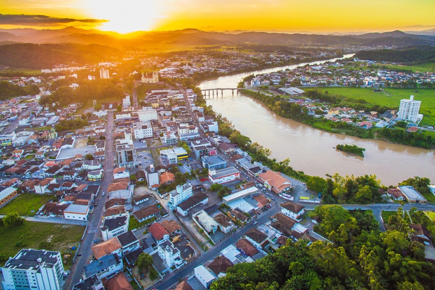 Prefeitura de Gaspar lan�a programa de regulariza��o de terrenos