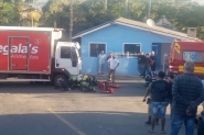 Ciclista � hospitalizado ap�s se envolver em acidente com caminh�o em Gaspar