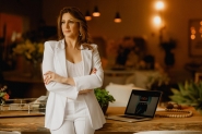 Tati Gonzaga: eventos, im�veis e  realiza��o de sonhos