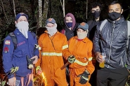 Bombeiros resgatam grupo perdido em morro do bairro Bateias, em Gaspar