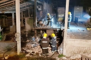 Empresa de algod�o � atingida por inc�ndio no bairro Macuco, em Gaspar