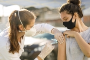 Adolescentes com 17 anos e menores com comorbidades come�am a ser vacinados em Gaspar