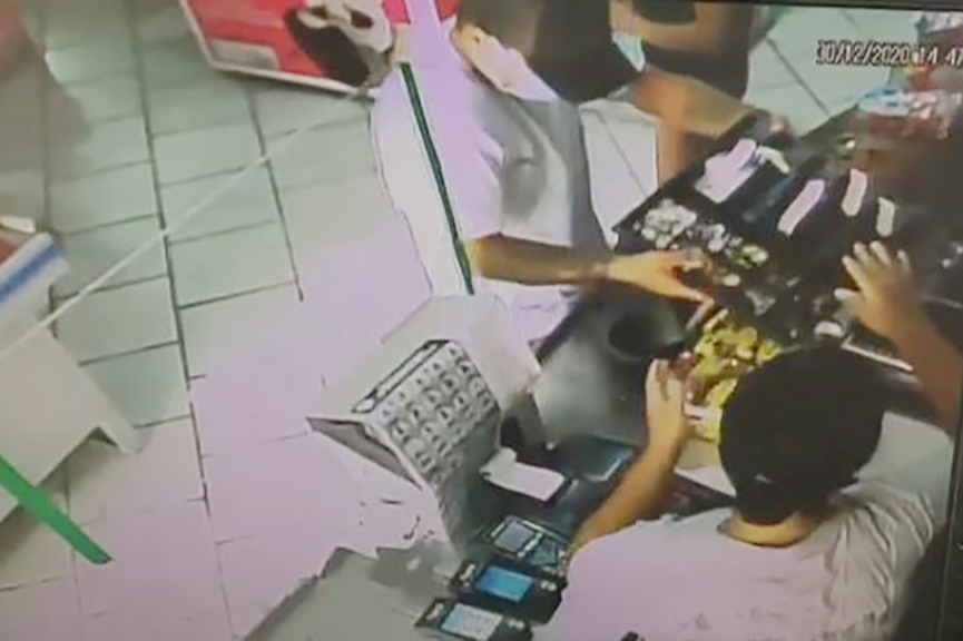Homem que assaltou mercado em Ilhota � preso pela Pol�cia Civil