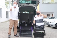 Carro da C�mara de Vereadores de Gaspar � adaptado para cadeirante