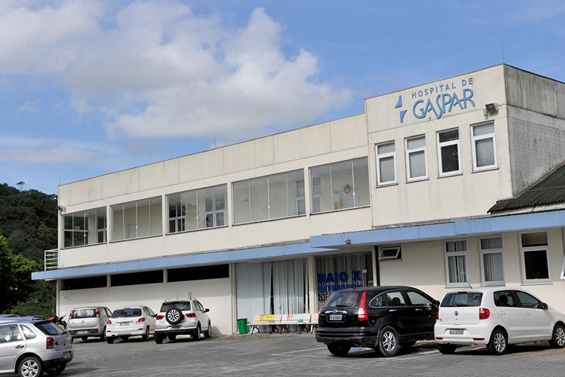 Samae amplia rede de �gua do Hospital de Gaspar