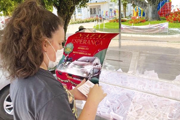 Campanha de Natal: CDL de Gaspar sorteia R$100 mil em pr�mios neste s�bado