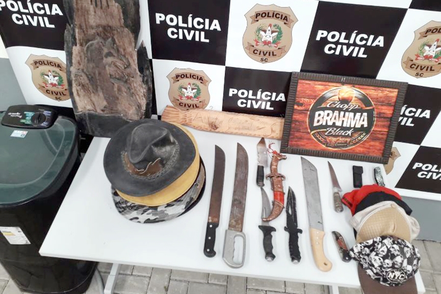 Pol�cia Civil prende homem com objetos roubados em resid�ncia em Ilhota