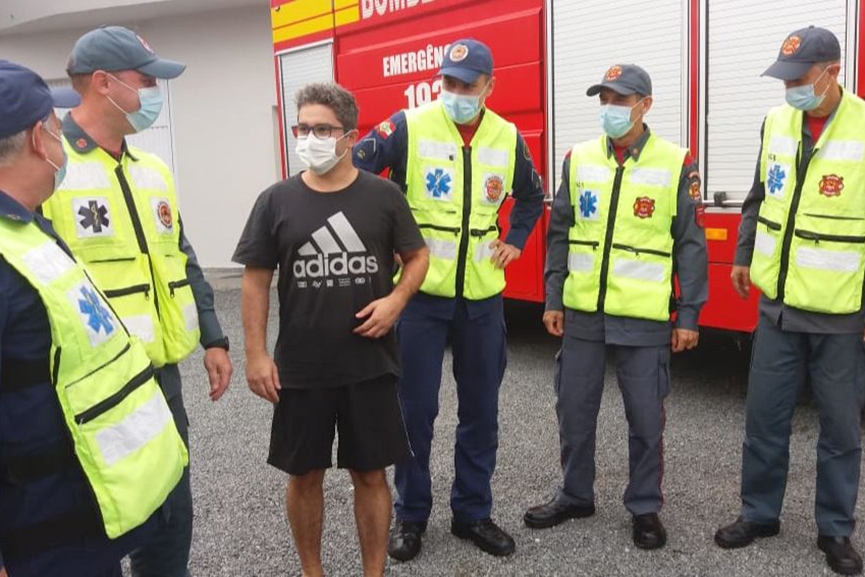 Covid-19: Bombeiro de Gaspar se recupera ap�s nove dias internado em estado grave