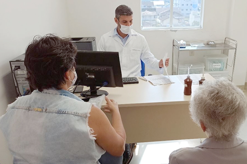 Prefeitura de Gaspar contrata de forma emergencial clínico geral, psiquiatra e fonoaudiólogo