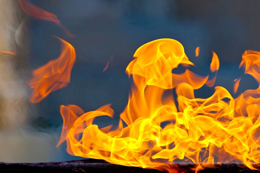 Casa é completamente destruída por incêndio no Baú Baixo, em Ilhota