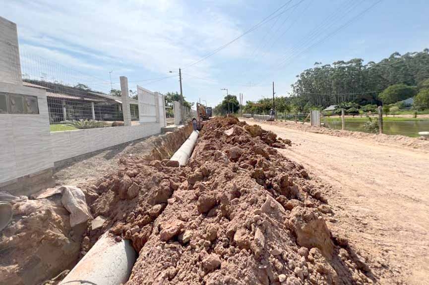 Prefeitura de Ilhota inicia drenagem pluvial em ruas do bairro Minas