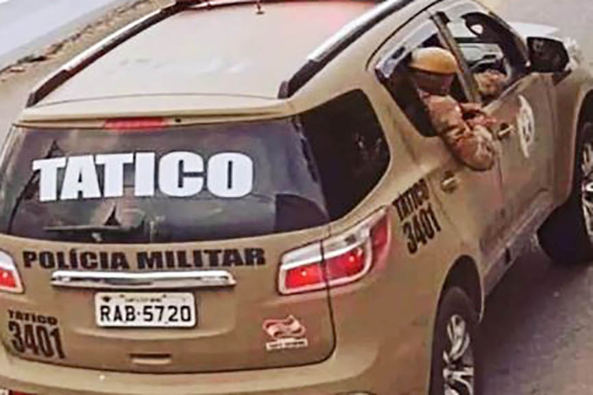 PM localiza galp�o de desmanche de ve�culos ap�s trocar tiros com bandidos em Ilhota