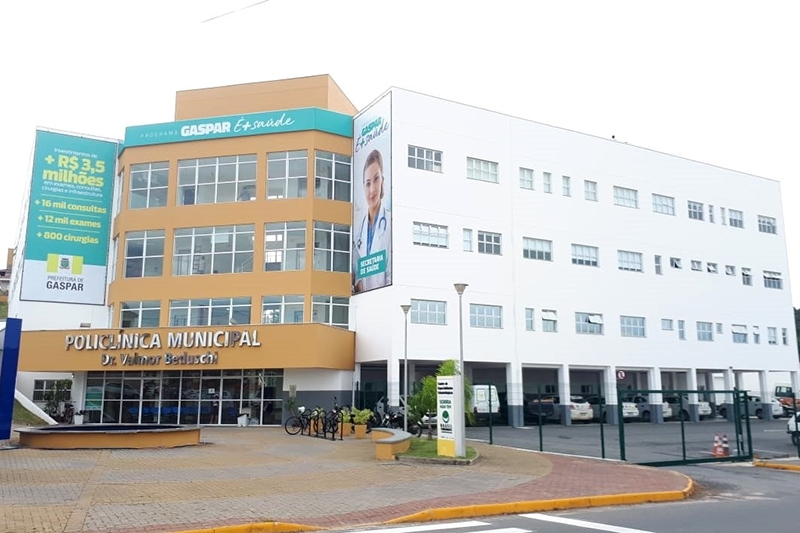 Policl�nica de Gaspar atualiza espa�o f�sico