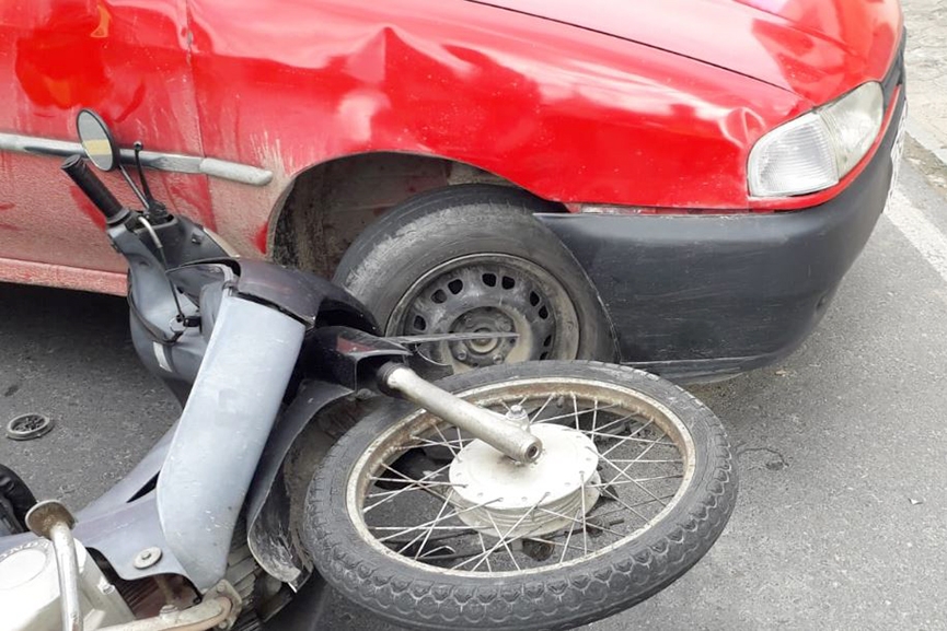 Motociclista fica ferido em acidente na Margem Esquerda, em Gaspar