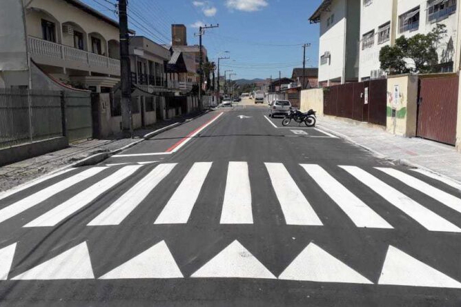 Conclu�da a reurbaniza��o do trecho 1 da rua Pedro Bonif�cio Sabel, em Gaspar