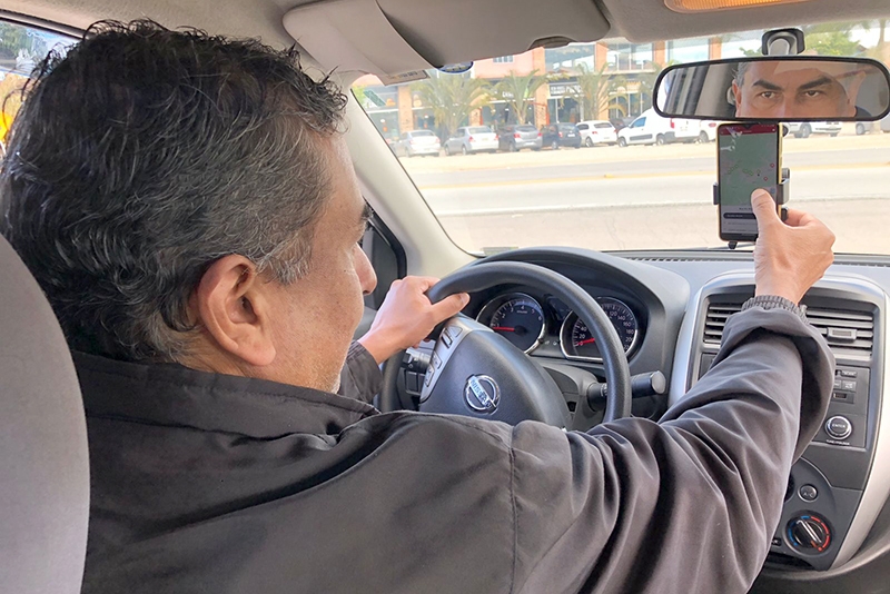 Gasparenses lançam aplicativo de transporte de passageiros