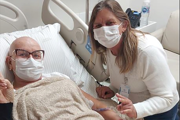 Ilhotense arrecada dinheiro para tratar c�ncer raro em S�o Paulo