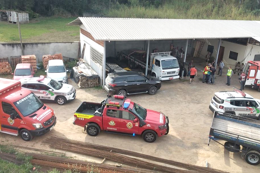 Homem � morto a tiros dentro de empresa em Ibirama