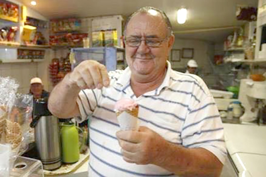 Morre gasparense Euzébio Schmitt, fundador da Sorveteria Schmitt