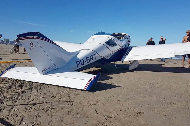  Avi�o monomotor faz pouso de emerg�ncia em Navegantes