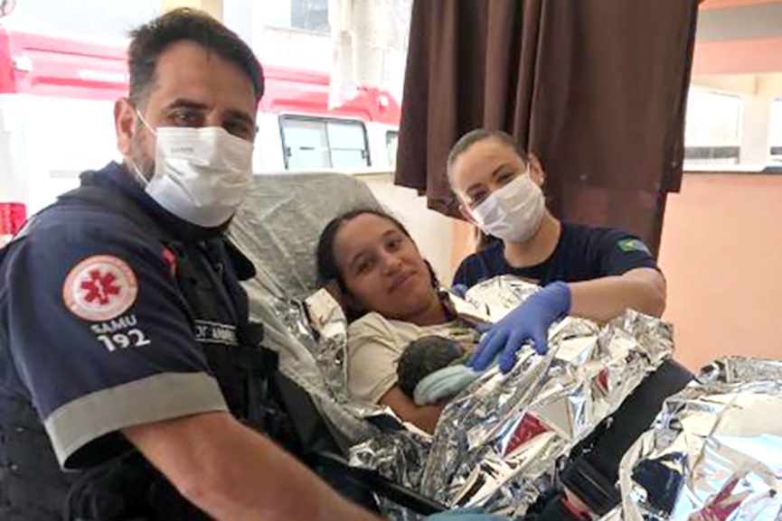 Samu auxilia parto de beb� no bairro Santa Terezinha, em Gaspar