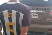 Foragido da justiça tenta informar nome falso à PM e acaba preso em Gaspar