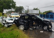 V�deo mostra colis�o frontal que matou mulher em Ilhota neste s�bado