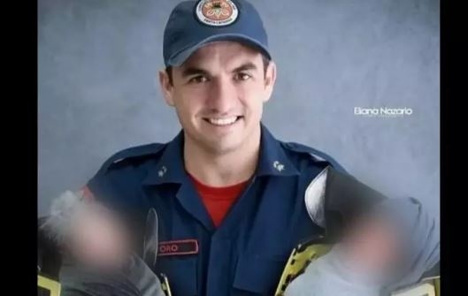 Embarca��o vira e bombeiro desaparece no rio enquanto resgatava corpo em Navegantes