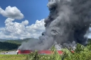 Incêndio atinge empresa em Brusque e fumaça pode ser vista de Gaspar