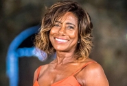 Jornalista Gl�ria Maria morre no Rio de Janeiro