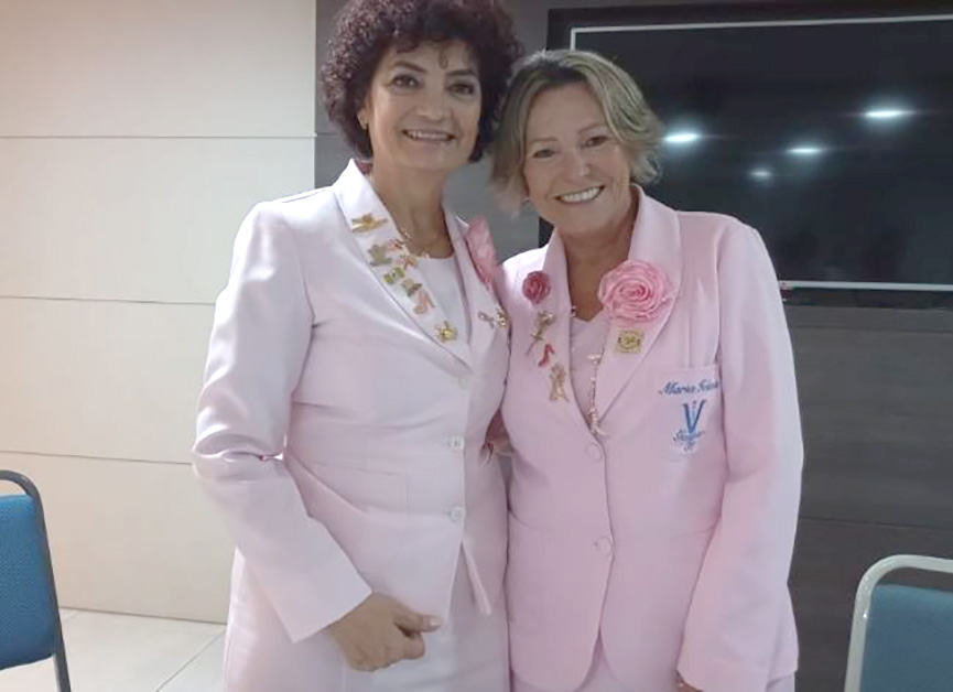 Nova diretoria toma posse da Rede Feminina de Combate ao C�ncer de Gaspar