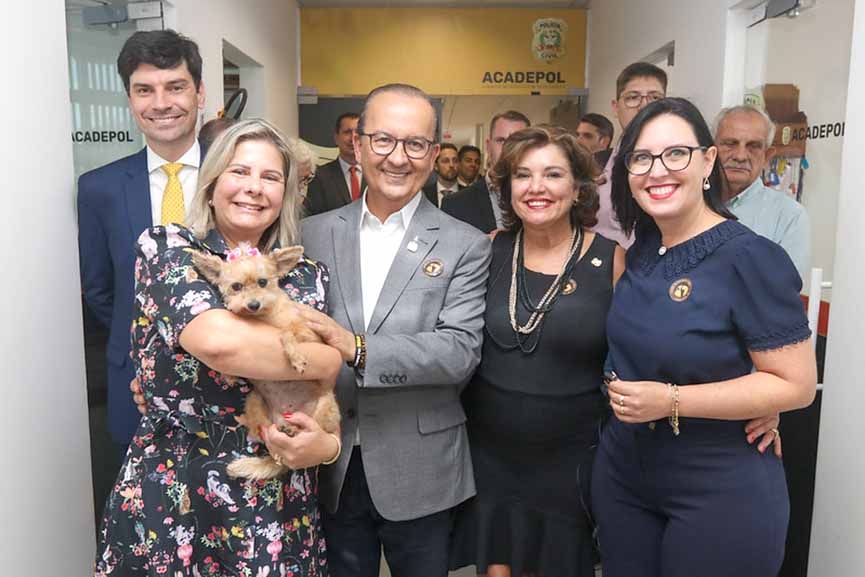 Pol�cia Civil inaugura divis�o para investigar crimes contra animais em SC