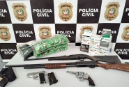 Homem preso por posse de armas � liberado ap�s pagamento de fian�a em Gaspar