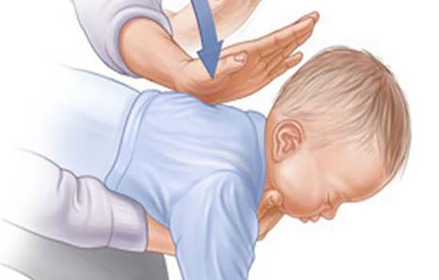 Bebê de um mês com dificuldade para respirar é salvo pelos bombeiros de Gaspar