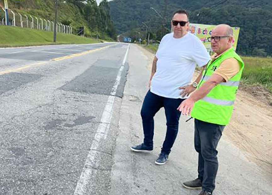 Vereador Ciro Quintino pede implanta��o de quatro trevos alem�es em Gaspar