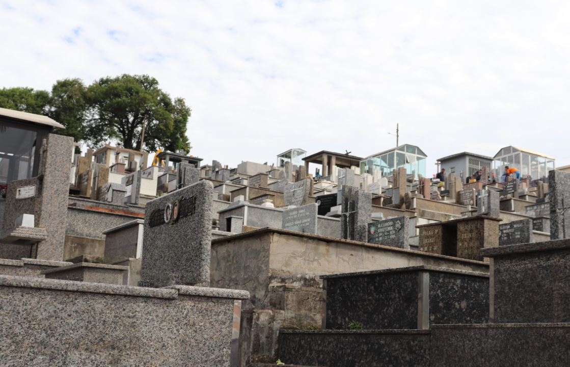 Famílias devem atualizar cadastro de falecidos sepultados no Cemitério de Gaspar