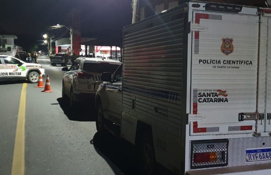 Suspeito matar policiais no Par� � morto em confronto com a pol�cia em Gaspar