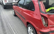 Colis�o traseira entre carro e semi-reboque resulta em danos materiais em Gaspar