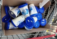 Procon recolhe produtos vencidos em supermercado de Gaspar