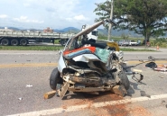 Motorista fica gravemente ferido em colisão frontal em Ilhota