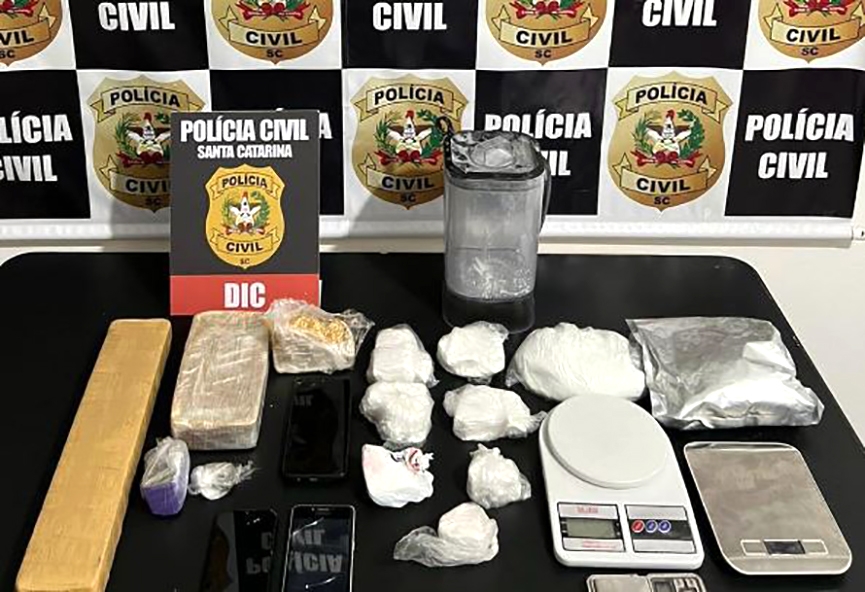 Investigao sobre entrega de drogas termina com trs presos em Ilhota