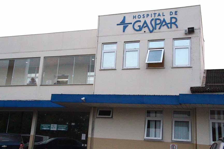 Tcnicos de enfermagem fazem manifestao e Hospital de Gaspar emite nota oficial
