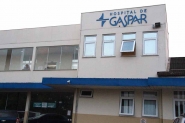Tcnicos de enfermagem fazem manifestao e Hospital de Gaspar emite nota oficial