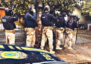 Opera��o contra quadrilha de estelionat�rios cumpre mandados de pris�o em SC e no PR