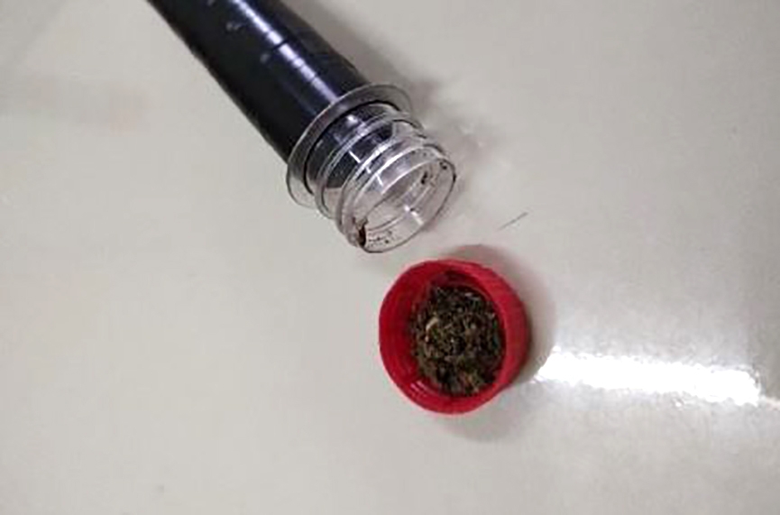 Adolescentes são apreendidos por tráfico de drogas dentro de escola em Lontras