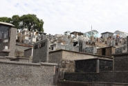 Dia de Finados: segue proibida colocao de flores e vasos nos cemitrios de Gaspar