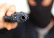 Bandidos assaltam restaurante na BR-470 e levam homem como refém em Gaspar